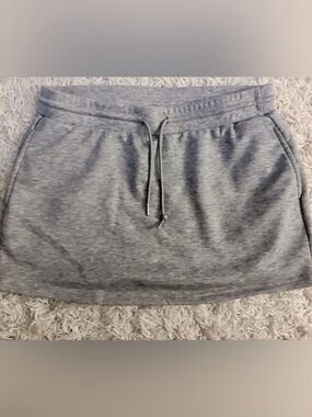 Gray Heathered Mini Skirt Drawstring Pockets Soft Lounge Athleisure Size M/L